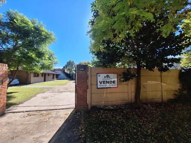 Casa de 3 ambientes en venta en LAS MARGARITAS