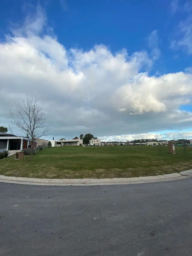 Terreno en venta en NUEVO GOLF