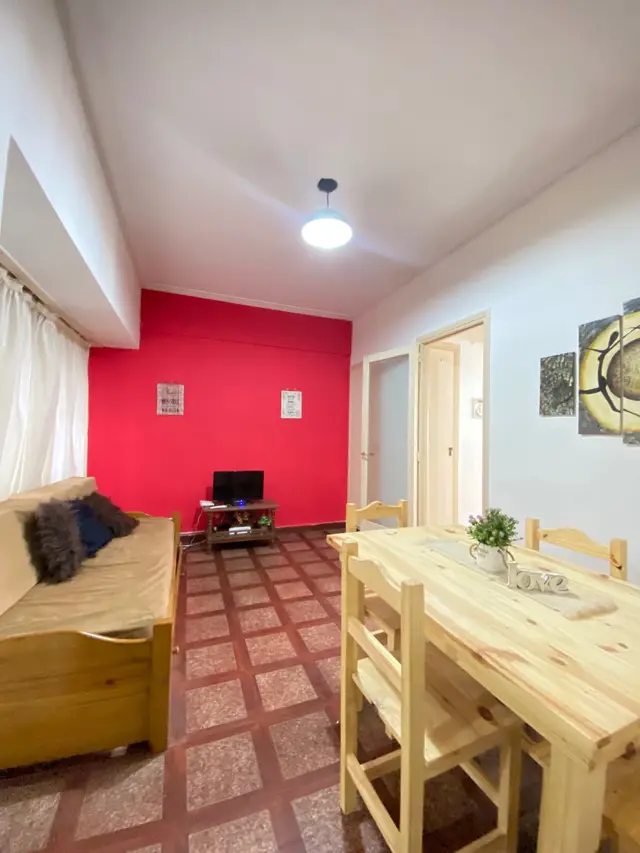 Departamento de 2 ambientes en venta en Bristol