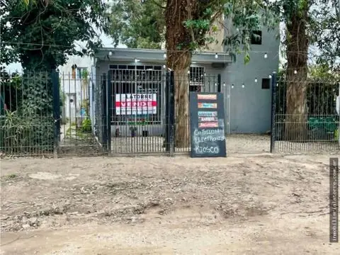 Local de 4 ambientes en venta en PARQUE CAMET