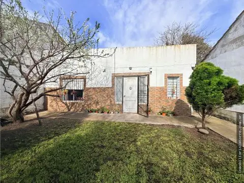 Casa de 3 ambientes en venta en VILLA PRIMERA