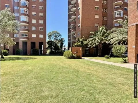 Departamento de 4 ambientes en venta en Villa Primera