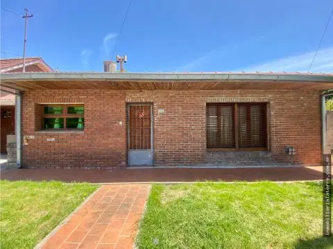 Casa de 2 ambientes en venta en VILLA PRIMERA