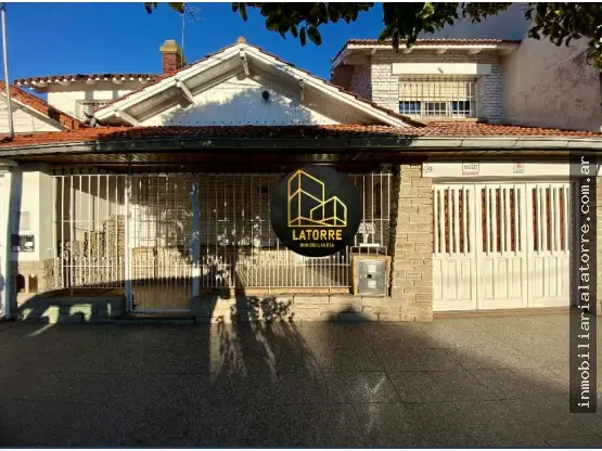 Casa de 2 ambientes en venta en PRIMERA JUNTA