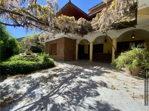 Casa de 5 ambientes en venta en ESTACION NORTE