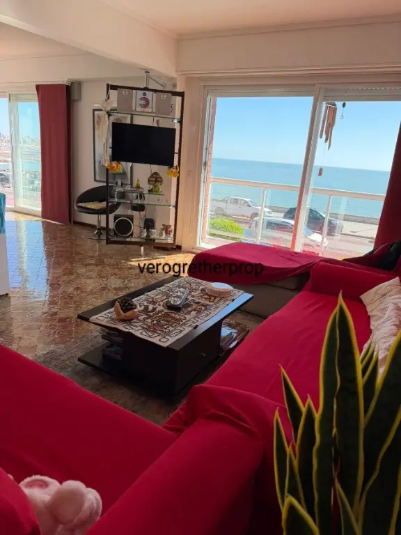 Departamento de 4 ambientes en venta en LA PERLA