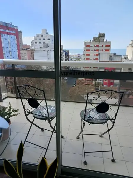 Departamento de 4 ambientes en venta en La Perla