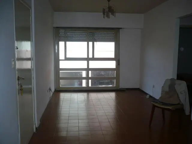 Departamento de 3 ambientes en venta en SANTA MONICA