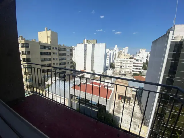 Departamento de 3 ambientes en venta en Centro