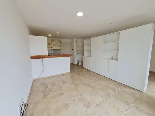 Departamento de 1 ambiente en venta en LAS AVENIDAS