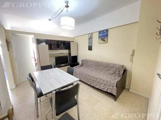 Departamento de 1 ambiente en venta en AREA CENTRO