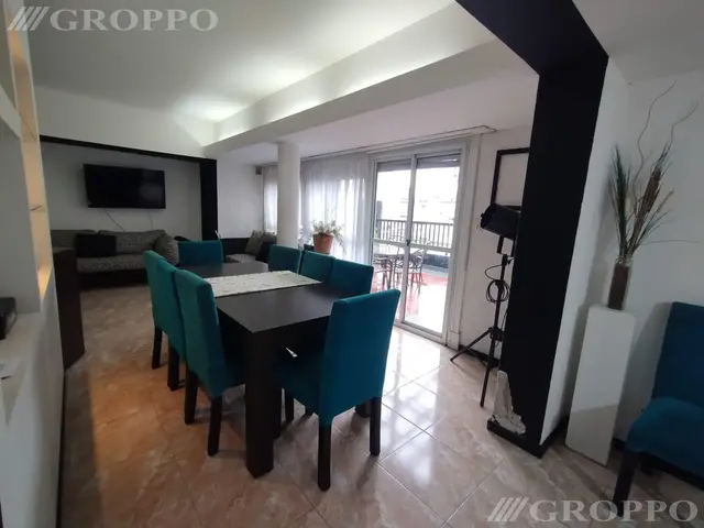 Departamento de 4 ambientes en venta en Centro