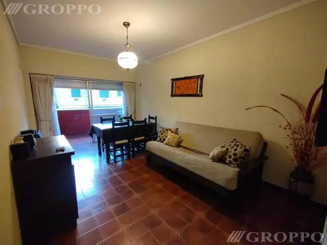 Departamento de 2 ambientes en venta en Centro