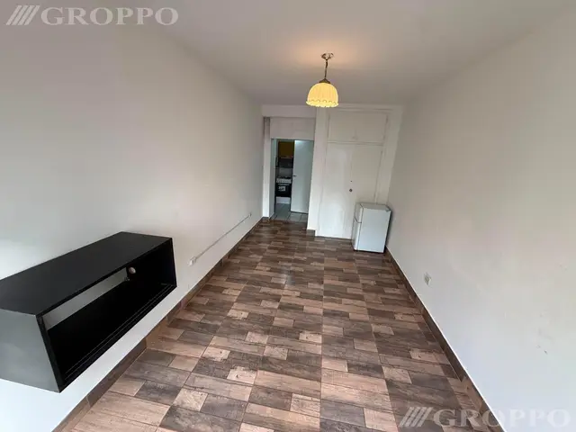 Departamento de 1 ambiente en venta en JURAMENTO