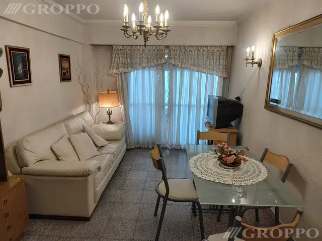 Departamento de 2 ambientes en venta en Centro