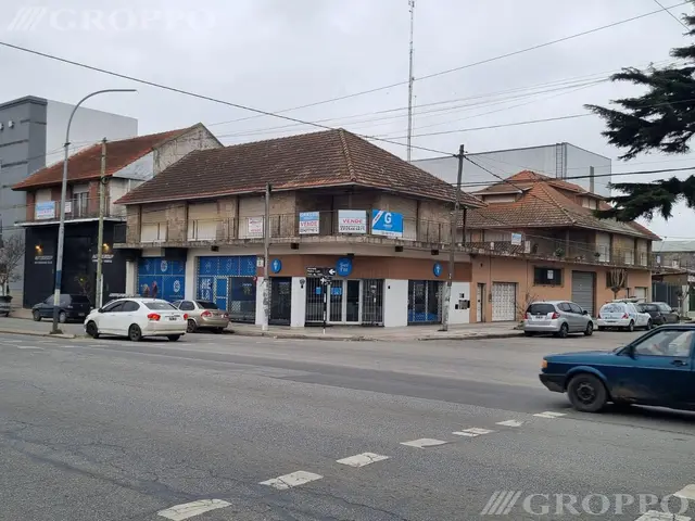 Local en venta en SAN CAYETANO