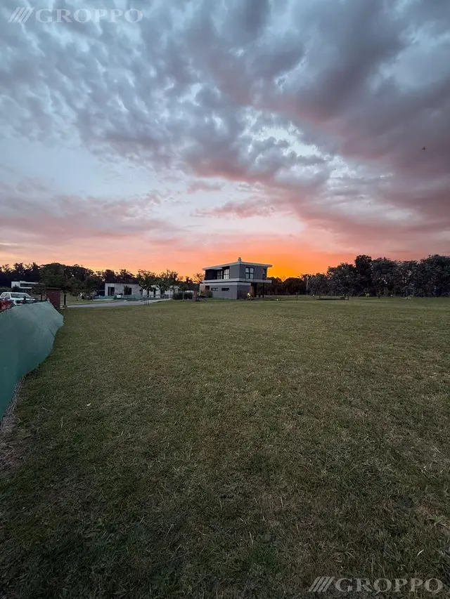 Terreno en venta en LOS ACANTILADOS