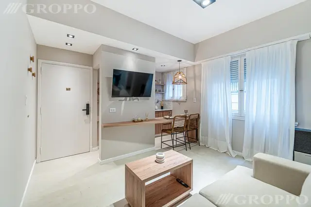 Departamento de 2 ambientes en venta en Plaza Colón