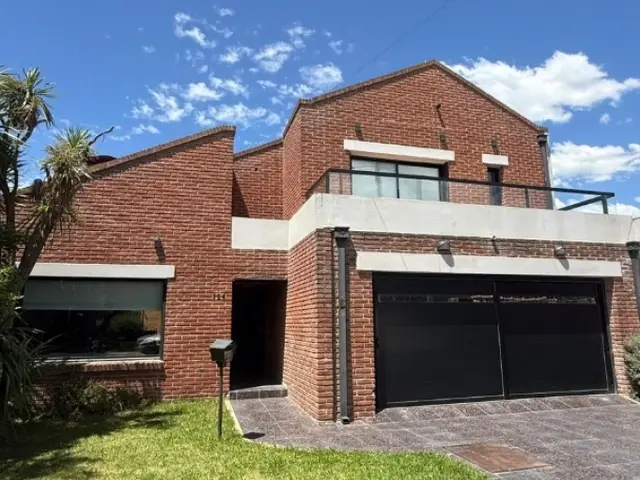 Casa de 4 ambientes en venta en Mar del Plata