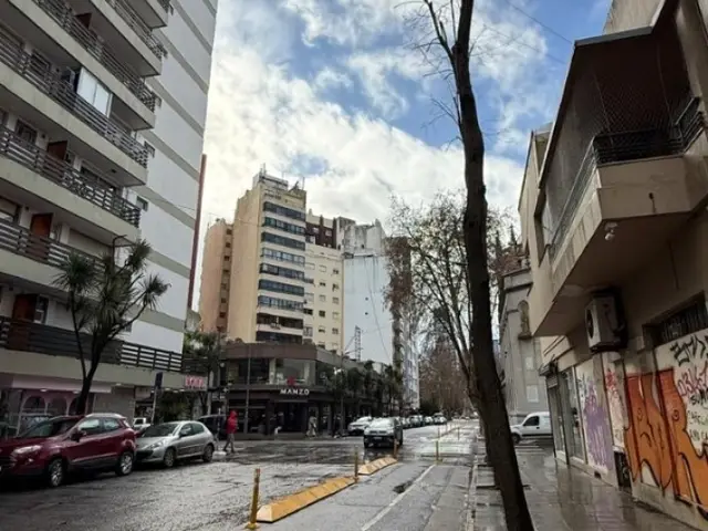 Cochera en venta en Área Centro
