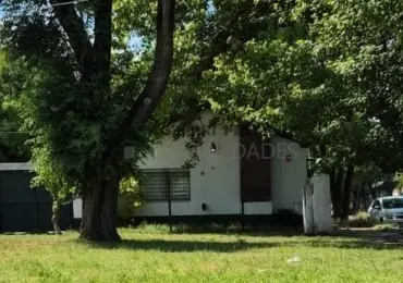 Casa de 4 ambientes en venta en RIVADAVIA BERNARDINO
