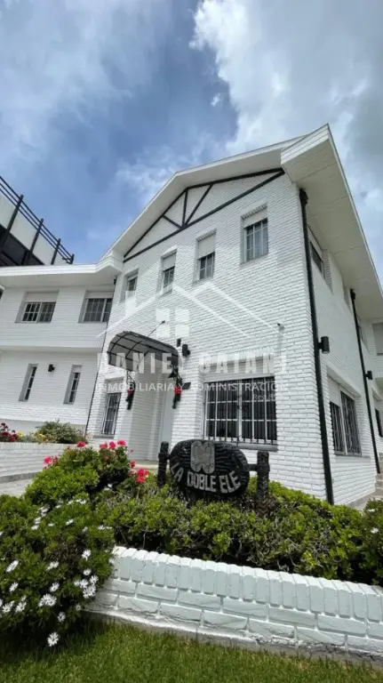 Casa de 6 ambientes en alquiler en Mar del Plata
