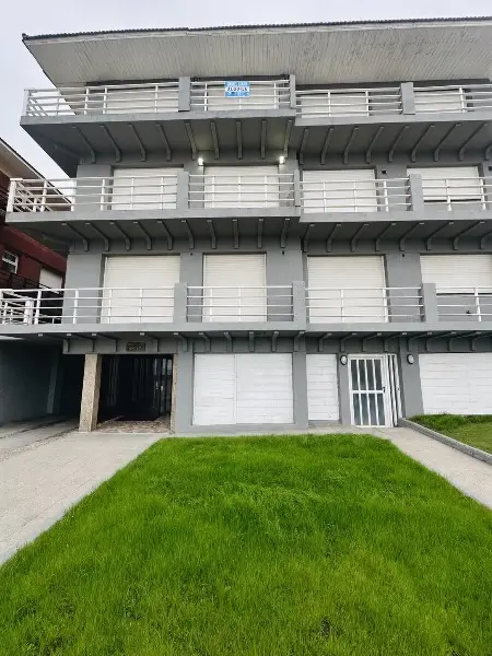 Departamento de 3 ambientes en alquiler en Punta Mogotes