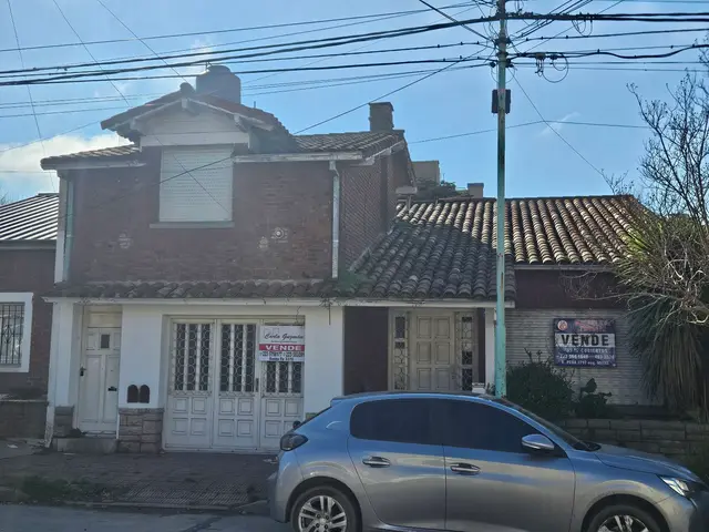 Casa de 4 ambientes en venta en SAN JOSE