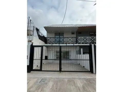 PH de 4 ambientes en venta en Parque Luro
