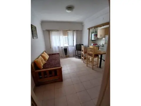 Departamento de 1 ambiente en venta en Área Centro