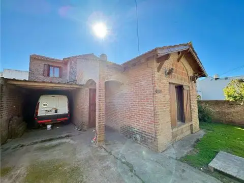 Casa de 5 ambientes en venta en Caisamar