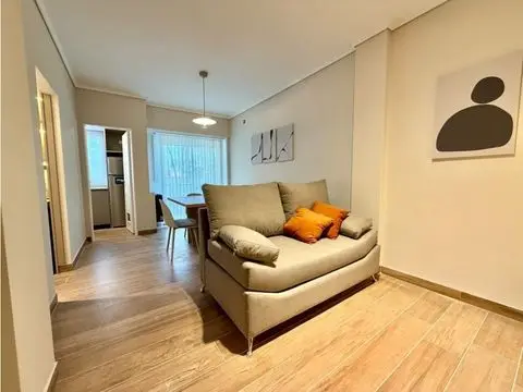 Departamento de 2 ambientes en venta en Área Centro
