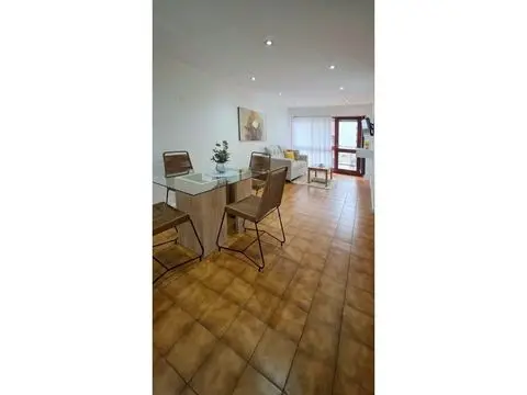 Departamento de 2 ambientes en venta en Área Centro