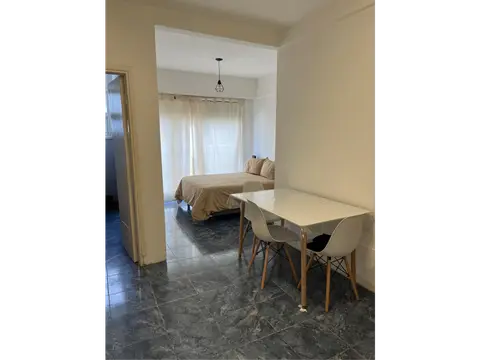 Departamento de 1 ambiente en alquiler temporario en Área Centro