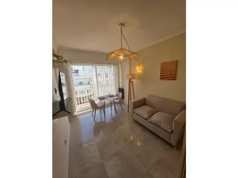 Departamento de 1 ambiente en venta en Área Centro