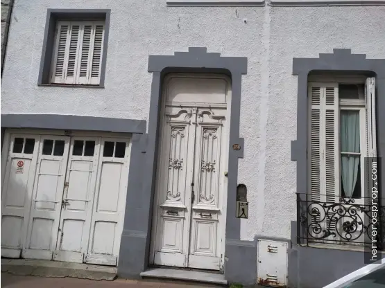Casa de 6 ambientes en venta en PLAZA PERALTA RAMOS