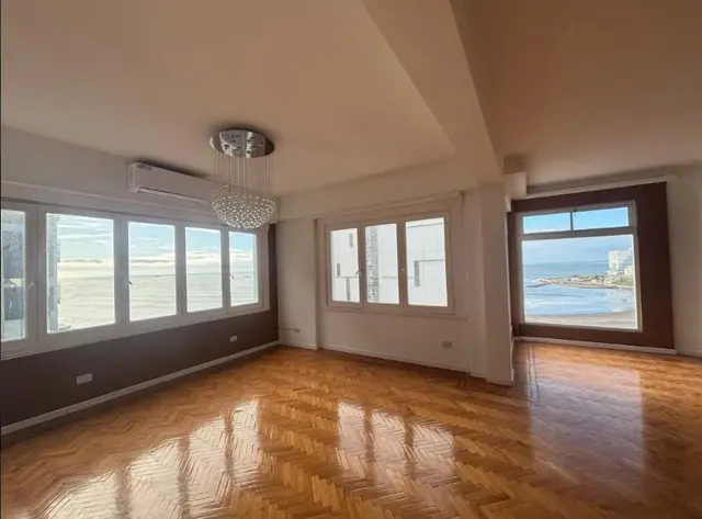 Departamento de 4 ambientes en venta en LA PERLA