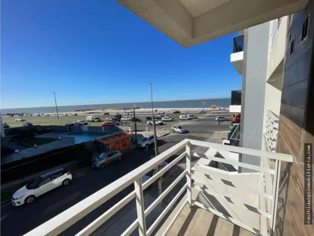 Departamento de 1 ambiente en venta en PARQUE LURO