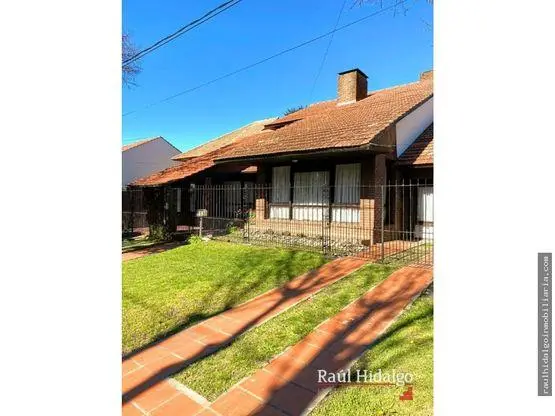 Casa de 5 ambientes en venta en PARQUE LURO