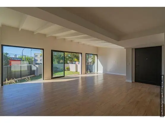 Casa de 4 ambientes en venta en PINOS DE ANCHORENA