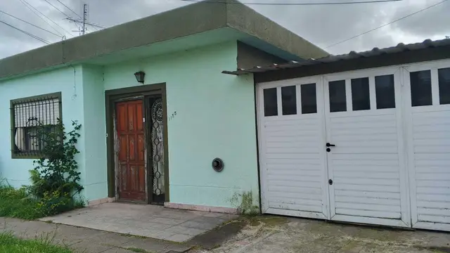 Casa de 3 ambientes en venta en LAS AVENIDAS