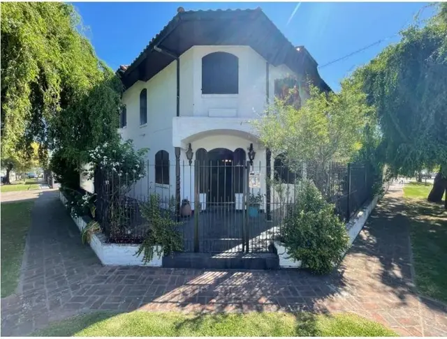 Casa de 3 ambientes en venta en DIVINO ROSTRO