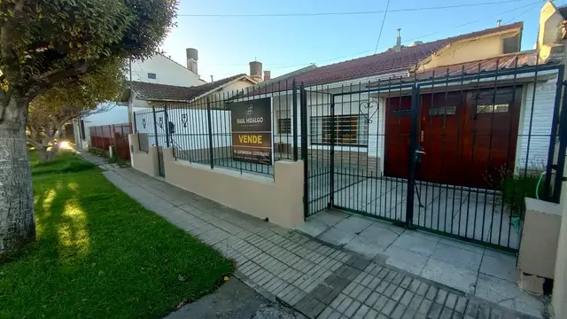 Casa de 3 ambientes en venta en VILLA PRIMERA