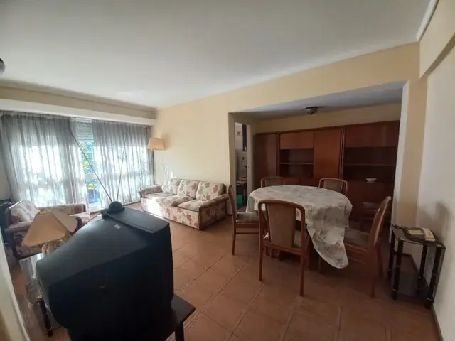 Departamento de 3 ambientes en venta en Centro