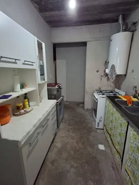 Casa de 2 ambientes en venta en LOPEZ DE GOMARA