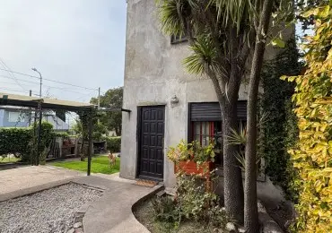 Casa de 4 ambientes en venta en Punta Mogotes