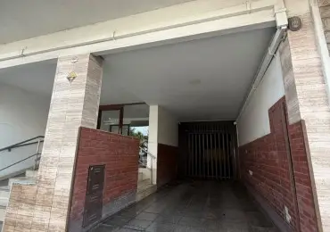 Cochera en venta en Chauvín