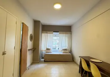 Departamento de 1 ambiente en venta en Plaza Colón