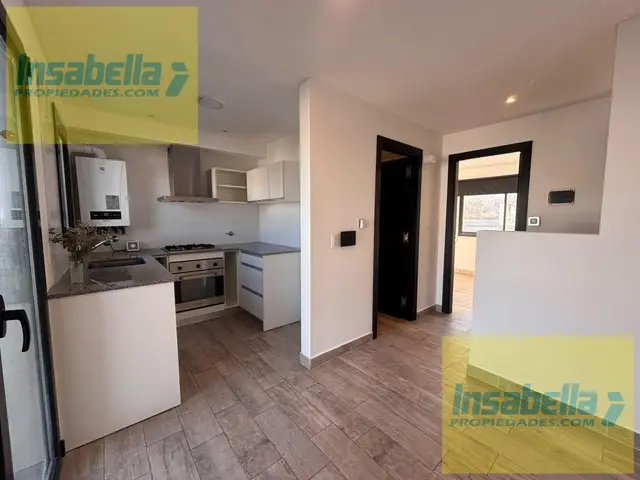 Departamento de 2 ambientes en venta en SANTA MONICA