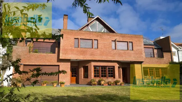 Casa de 6 ambientes en venta en PLAYA GRANDE